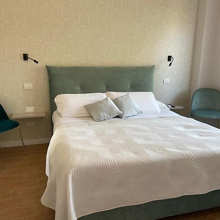 Giga Mare Apartments Сорренто Экстерьер фото